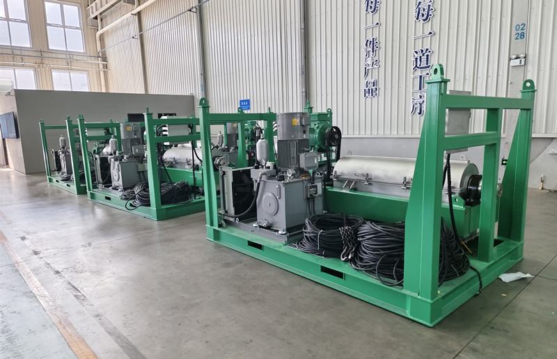 2025.06.17 Fully hydraulic decanter centrifuge